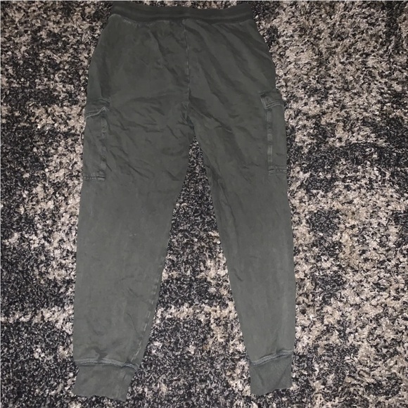 Aerie Green Cargo Jogger Pants Women’s Sz M Casual Good Preowned Condition - Picture 3 of 3